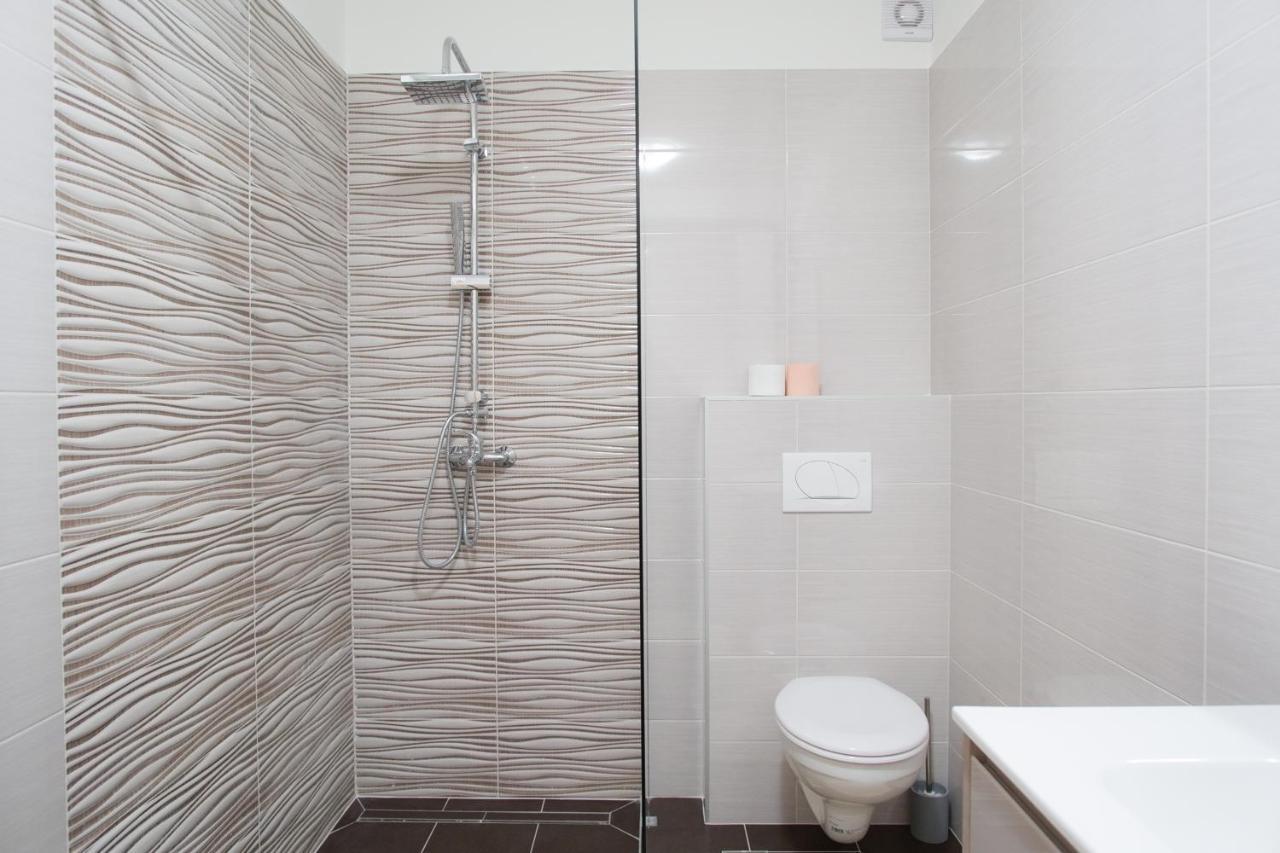 Arena Apartment With 3 Bedrooms In The City Center PUY 외부 사진