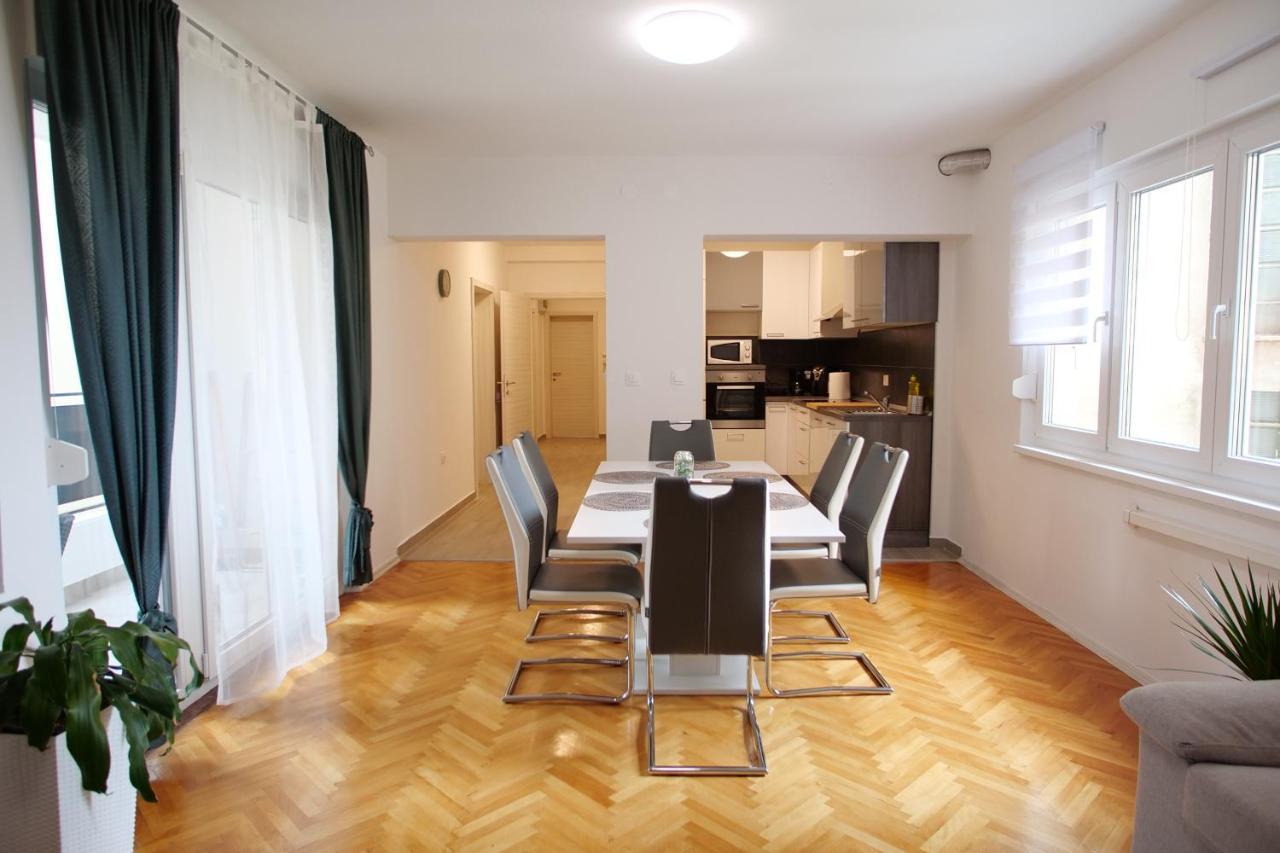 Arena Apartment With 3 Bedrooms In The City Center PUY 외부 사진